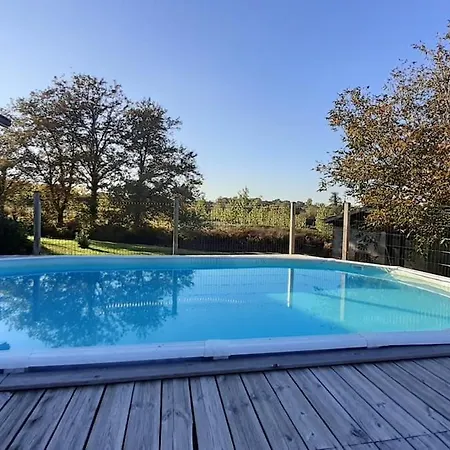 Semesterbostad De Lassalle Avec Piscine Privee Proche Barbotan Eauze Nogaro Dans Le Gers Marguestau